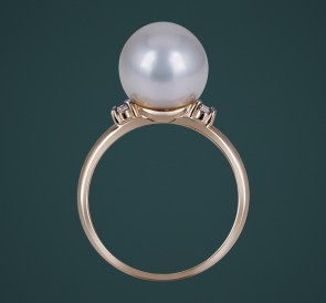 Кольцо с жемчугом к-110654жб: белый морской жемчуг, золото 585°