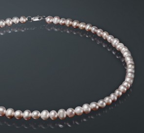 Ожерелье из жемчуга л075в40с: лиловый пресноводный жемчуг, серебро 925°